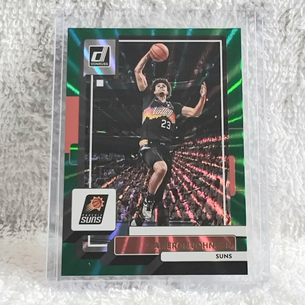 5/$20 Mint 2022/23 Donruss Cameron Johnson Green Laser NBA Card 137!!